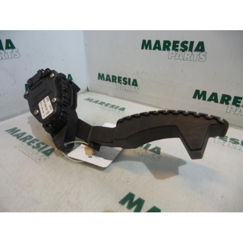 Renault - Laguna - Gaspedalposition Sensor