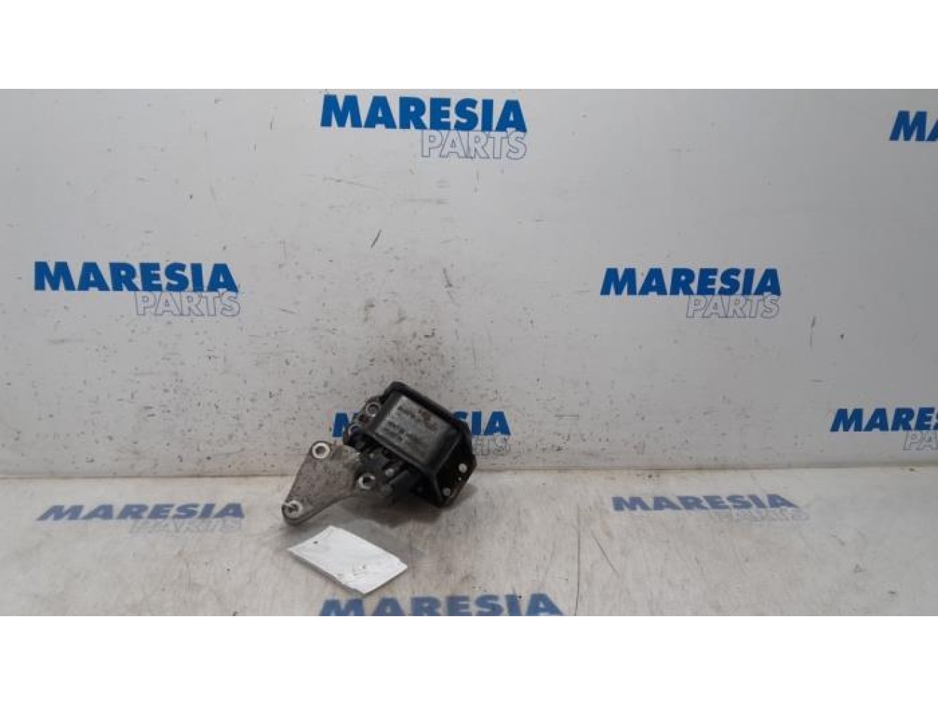 Citroen - C4 Grand Picasso - Engine mount
