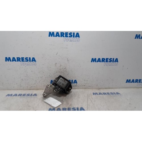 Citroen - C4 Grand Picasso - Engine mount