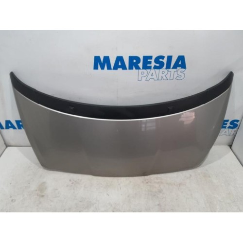 Peugeot - 5008 - Bonnet