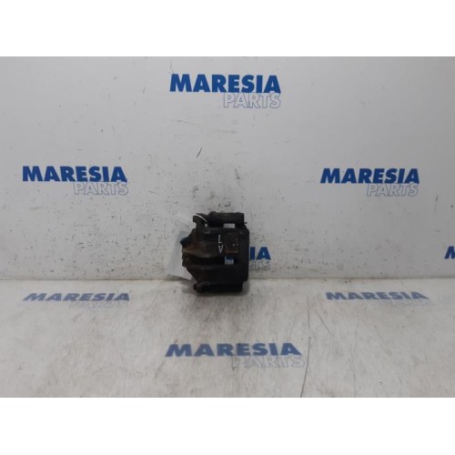 Peugeot - 208 - Front brake calliper, left
