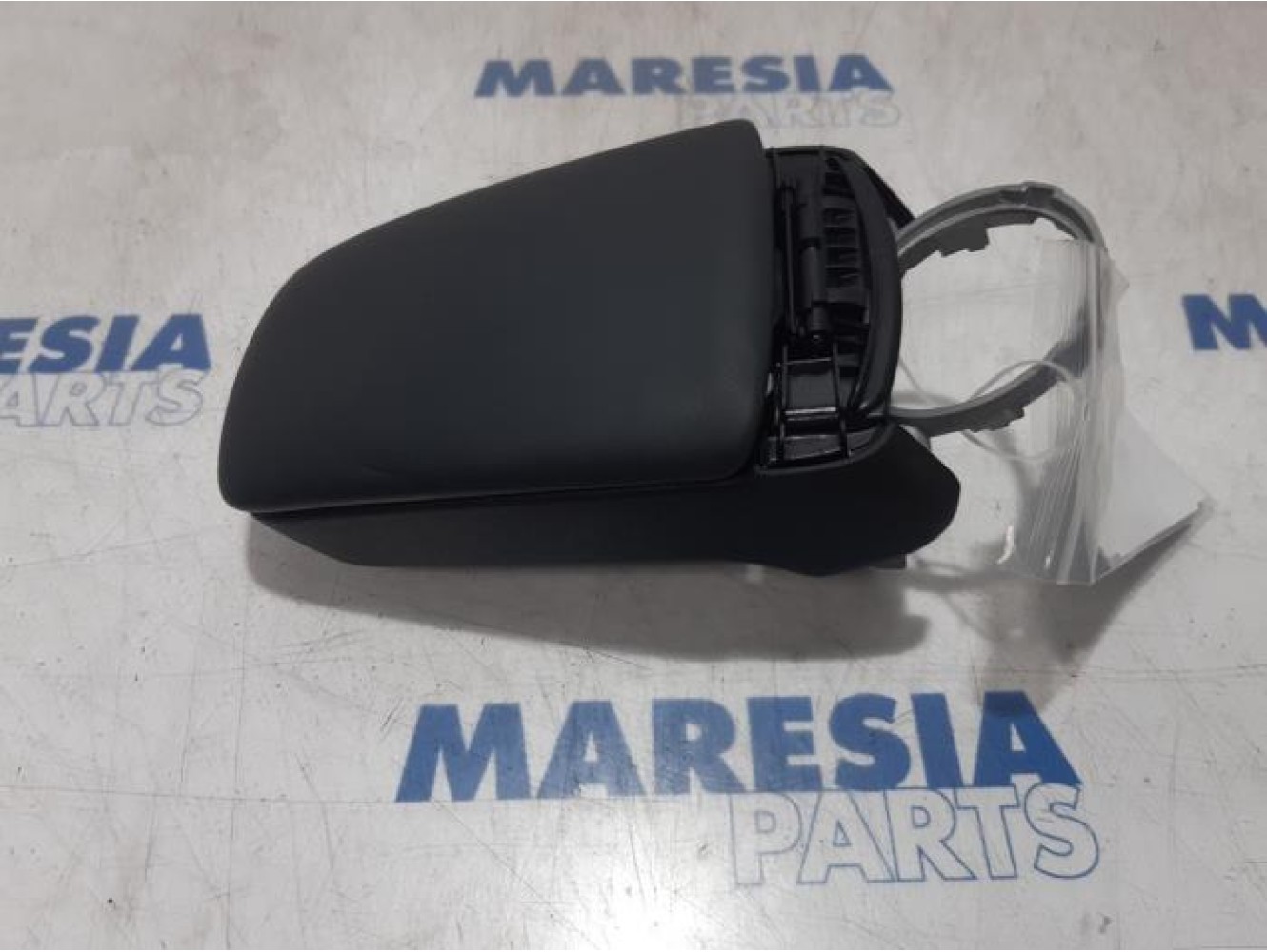Lancia - Delta - Armrest