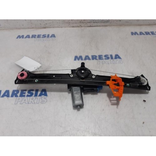 Lancia - Delta - Window mechanism 4-door, front right