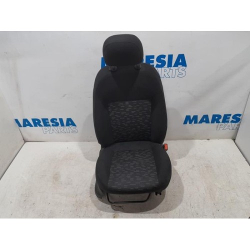 Opel - Combo - Seat, right