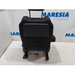 Peugeot - 5008 - Sitz links