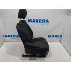 Peugeot - 5008 - Sitz links