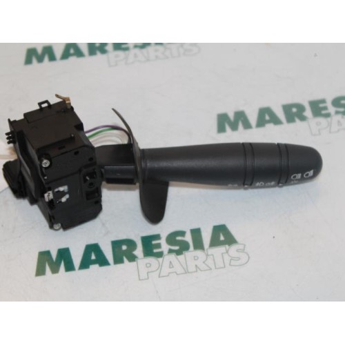 Renault - Clio - Indicator switch