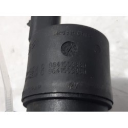 Peugeot - 208 - Scheibensprüherpumpe vorne