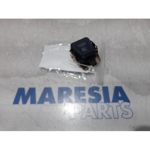 Peugeot - 208 - Rain sensor