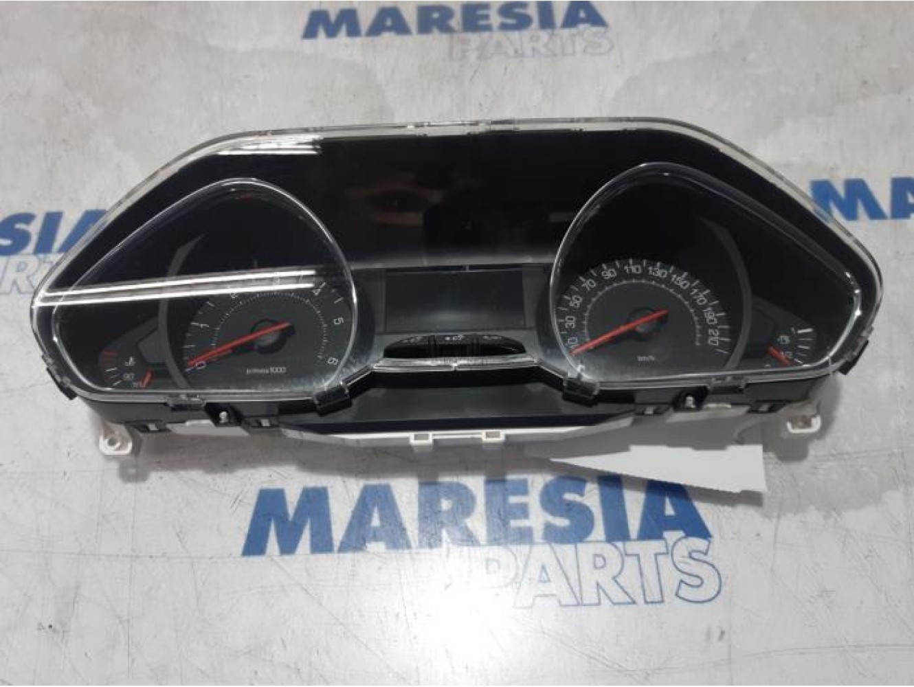 Peugeot - 208 - Instrumentenbrett
