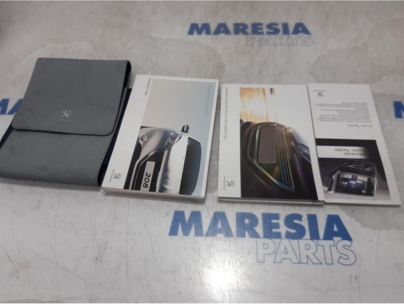 Peugeot - 208 - Instruction Booklet