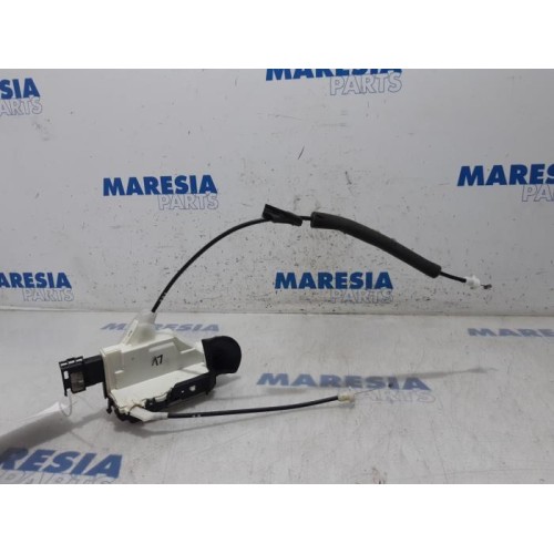 Peugeot - 3008 - Door lock mechanism 4-door, front left