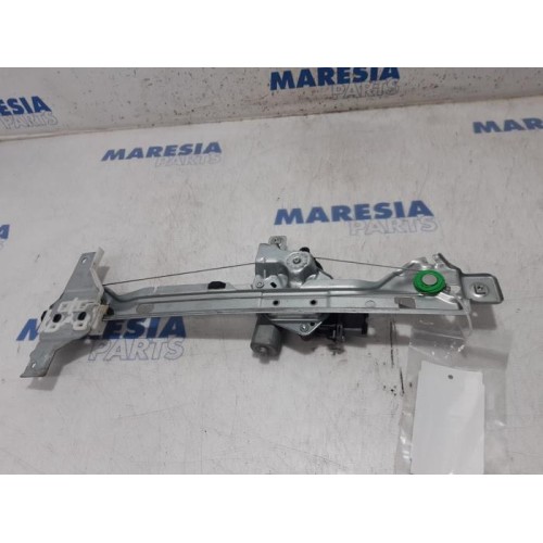Peugeot - 3008 - Rear door window mechanism 4-door, right