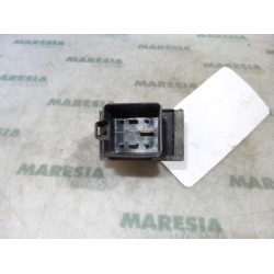 Renault - Master - Glow plug relay