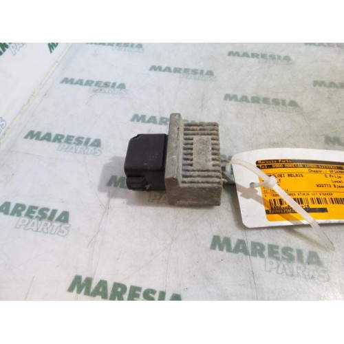 Renault - Megane - Glow plug relay