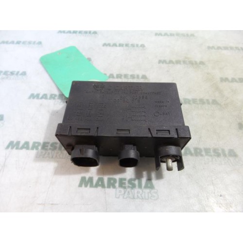 Renault - R19 - Glow plug relay