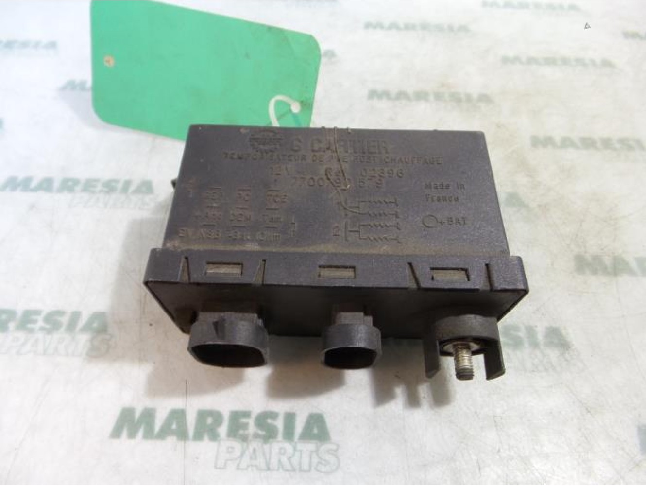 Renault - R25 - Glow plug relay