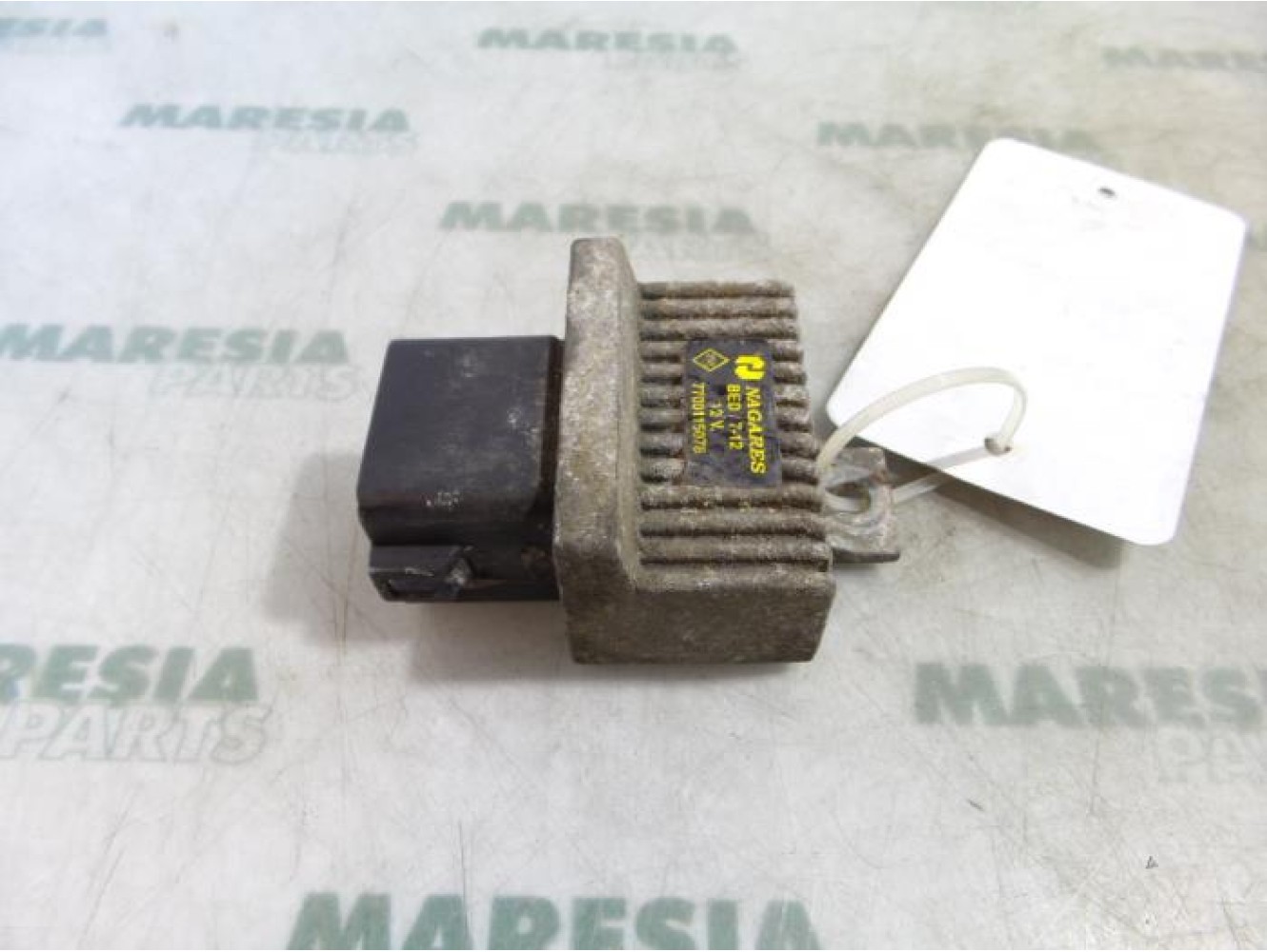 Renault - Laguna - Glow plug relay
