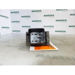 Renault - Laguna - Glow plug relay