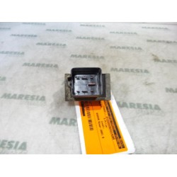 Renault - Laguna - Glow plug relay