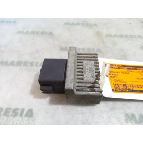 Renault - Trafic - Glow plug relay