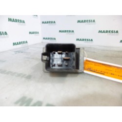 Renault - Trafic - Glow plug relay
