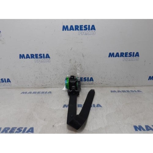 Citroen - C4 Grand Picasso - Front seatbelt, left