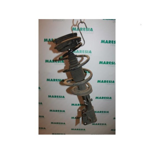 Renault - Laguna - Front shock absorber rod, right