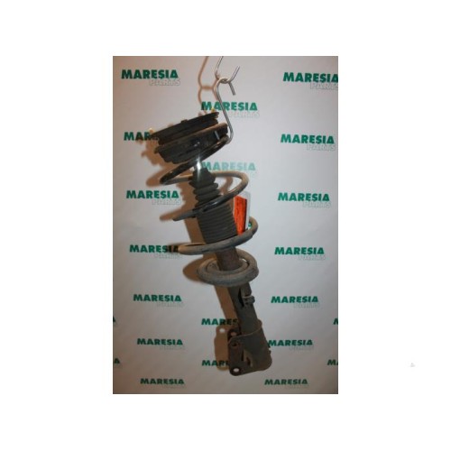 Renault - Laguna - Front shock absorber rod, right