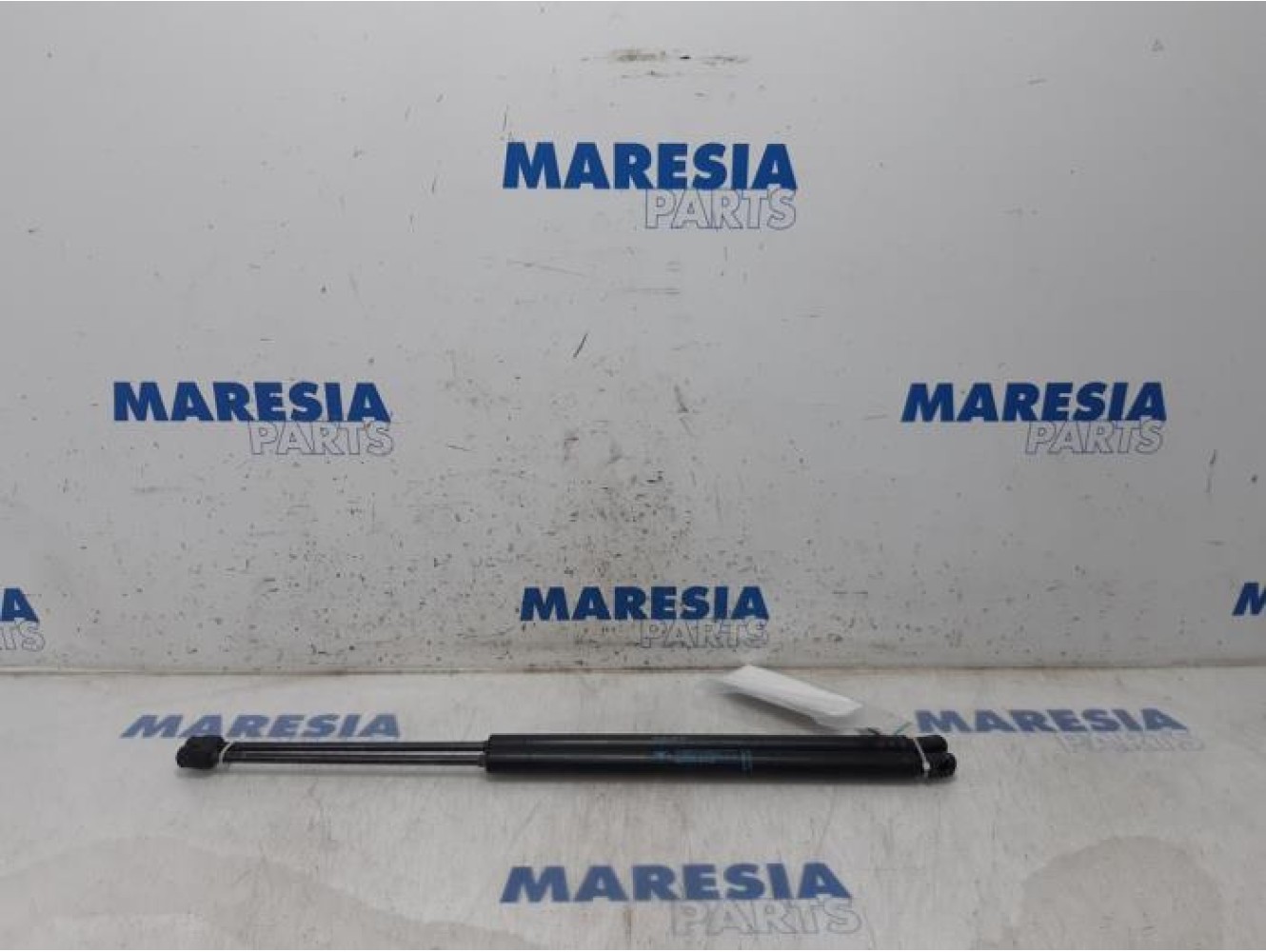 Citroen - C4 Grand Picasso - Set of tailgate gas struts
