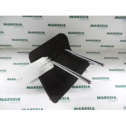 Peugeot - 207 - Headrest