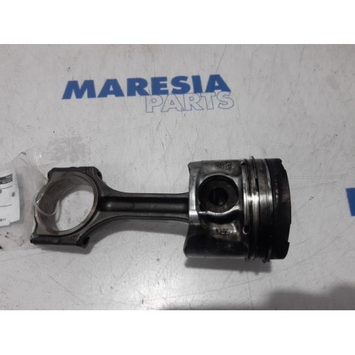 Renault - Trafic - Piston