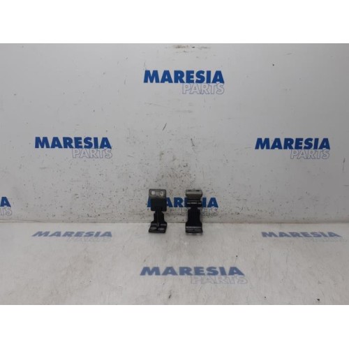 Opel - Combo - Rear door hinge, left