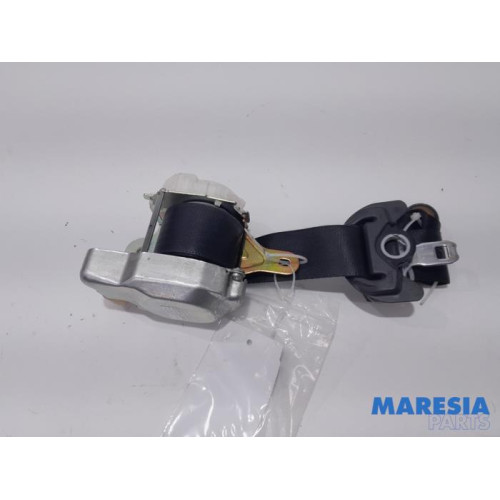 Peugeot - 107 - Front seatbelt, left