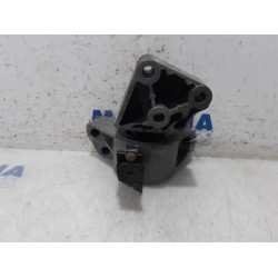 Opel - Combo - Engine mount