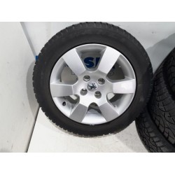 Peugeot - 5008 - Sportvelgenset + winterbanden