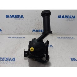 Peugeot - 5008 - Power steering pump