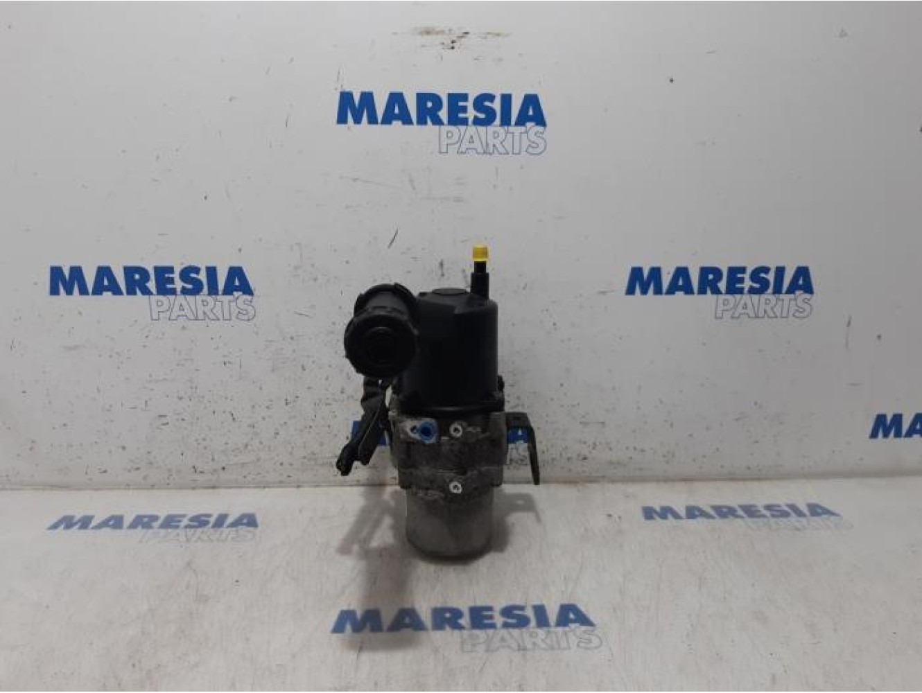 Peugeot - 5008 - Power steering pump