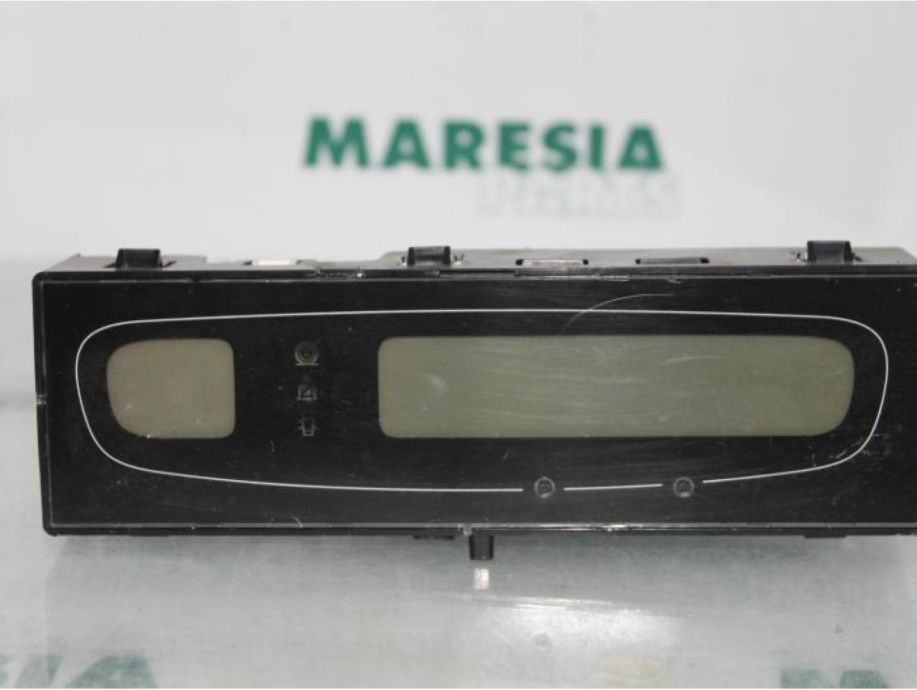 Renault - Laguna - Interior display