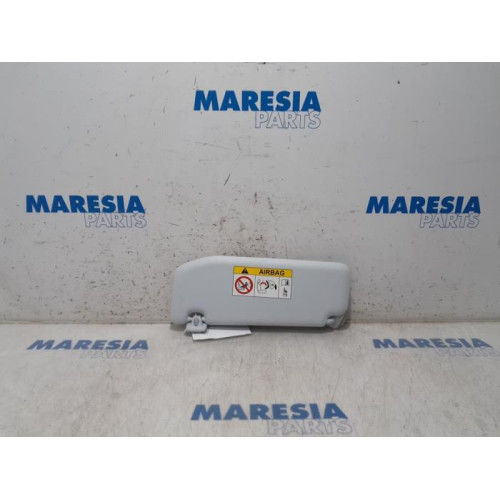 Peugeot - 2008 - Sun visor