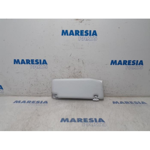 Peugeot - 2008 - Sun visor