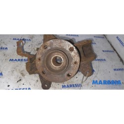 Renault - Megane Scenic - Knuckle, front right