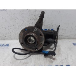 Peugeot - 2008 - Knuckle, front right