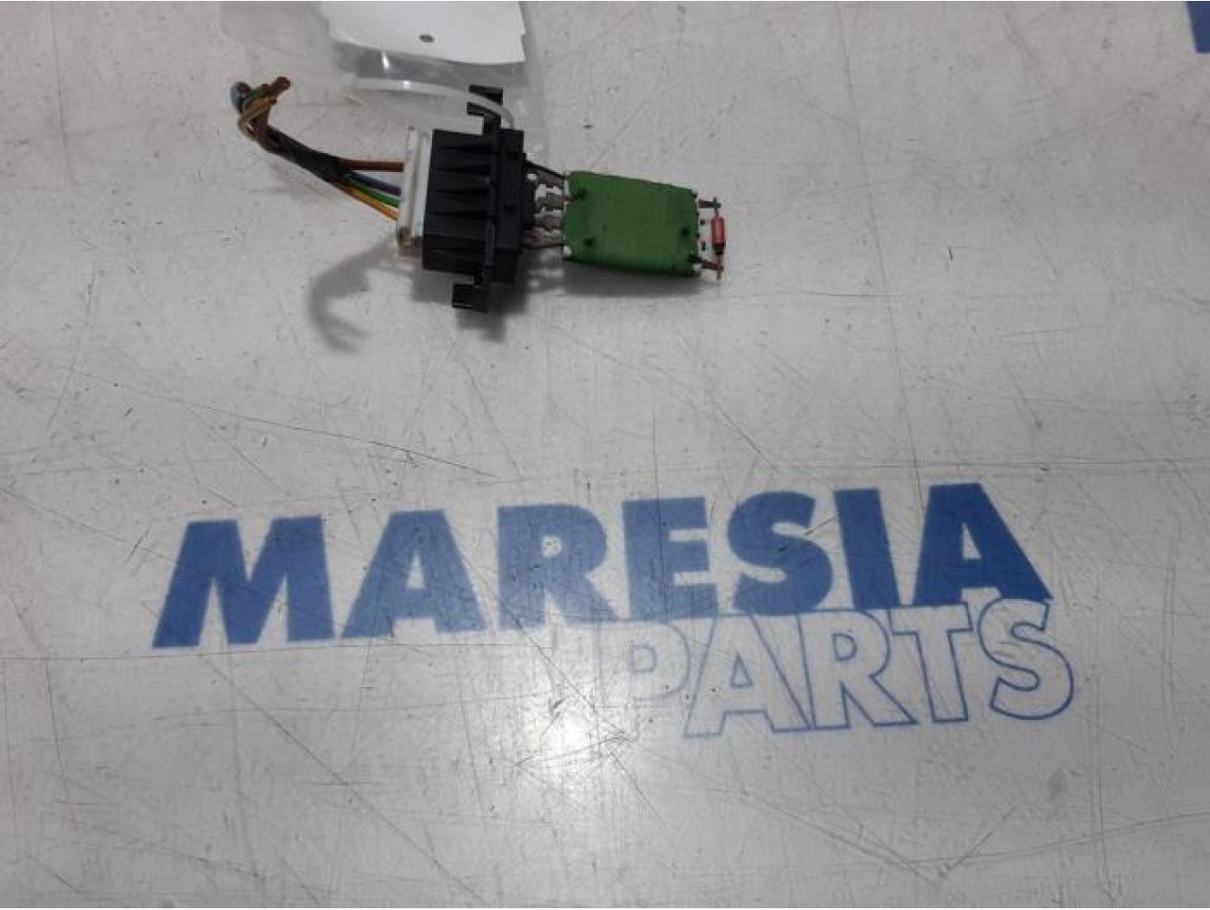 Opel - Combo - Heater resistor