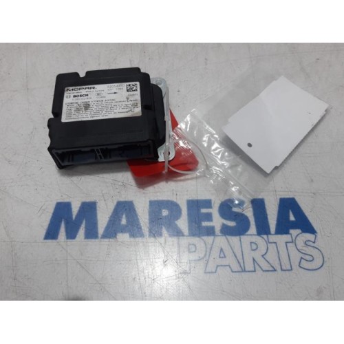 Opel - Combo - Airbag Module