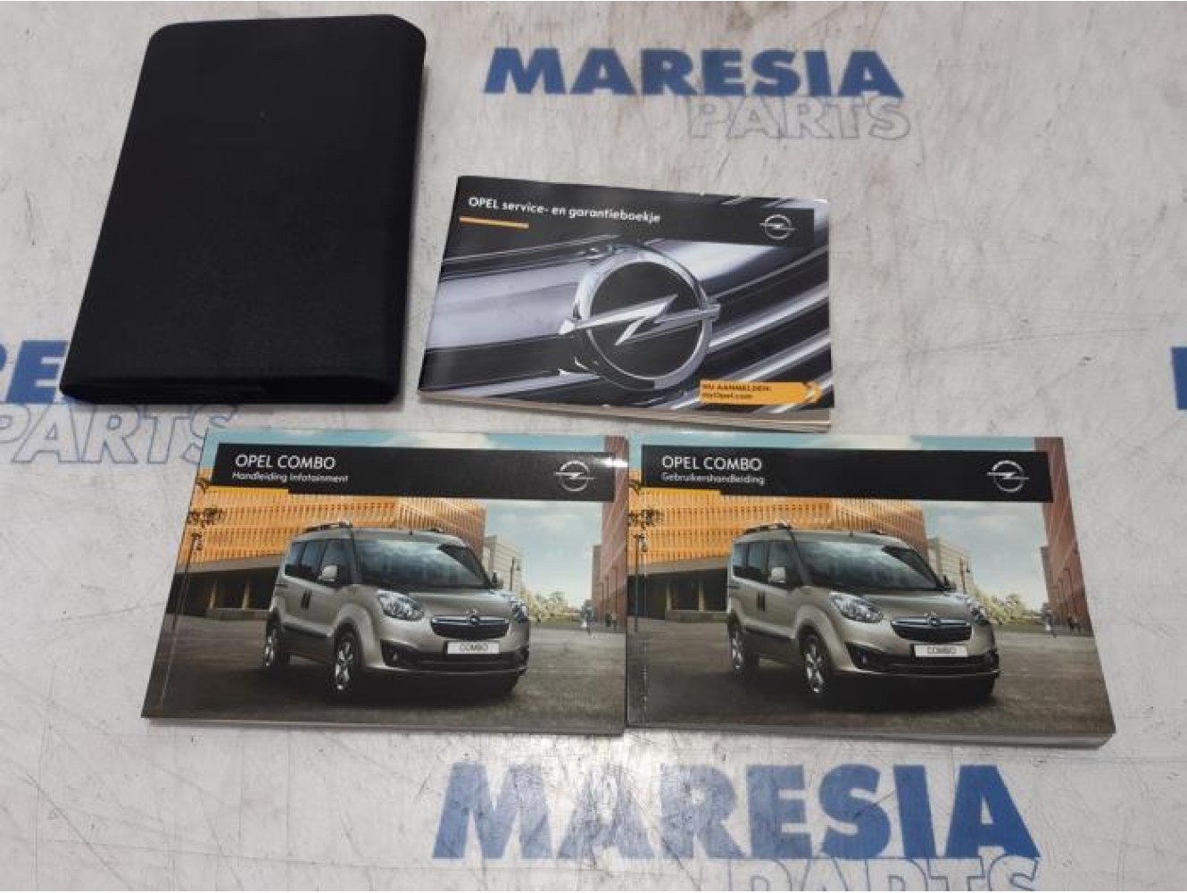 Opel - Combo - Instruction Booklet