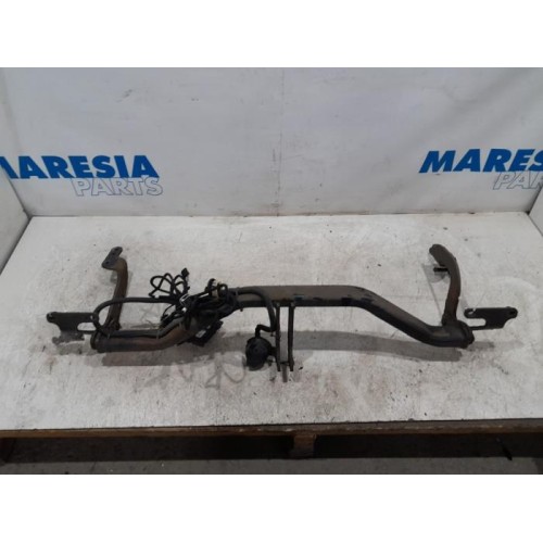 Peugeot - 5008 - Towbar