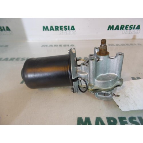 Renault - Megane - Front wiper motor