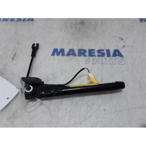 Fiat - 500 - Seatbelt tensioner, right