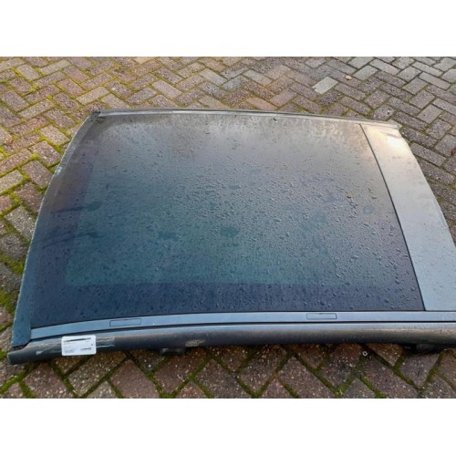 Peugeot - 5008 - Panoramic roof